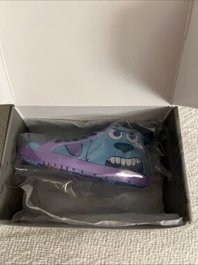 Disney Lacers, Monsters, Inc. Sulley, Disney World
